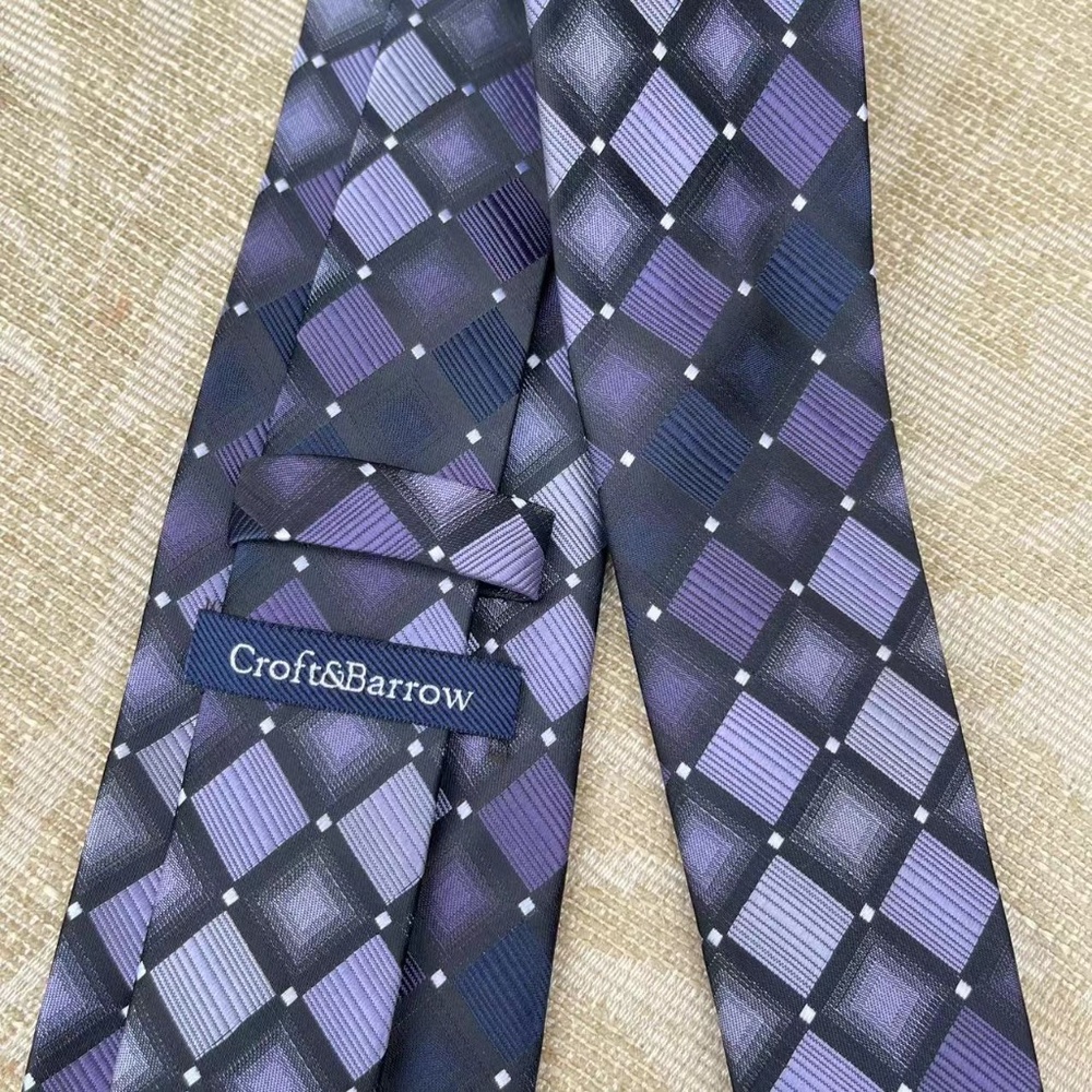 NWOT Croft&Barrow purple and grey tie